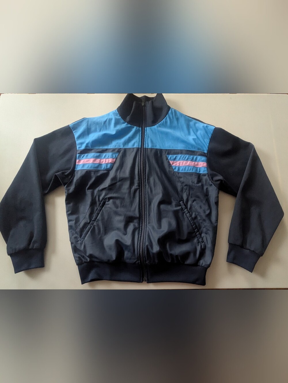 Rare Vintage Finn-Flare Men's Blue Zip Up Track Jacket W/Pockets. Size Medium.